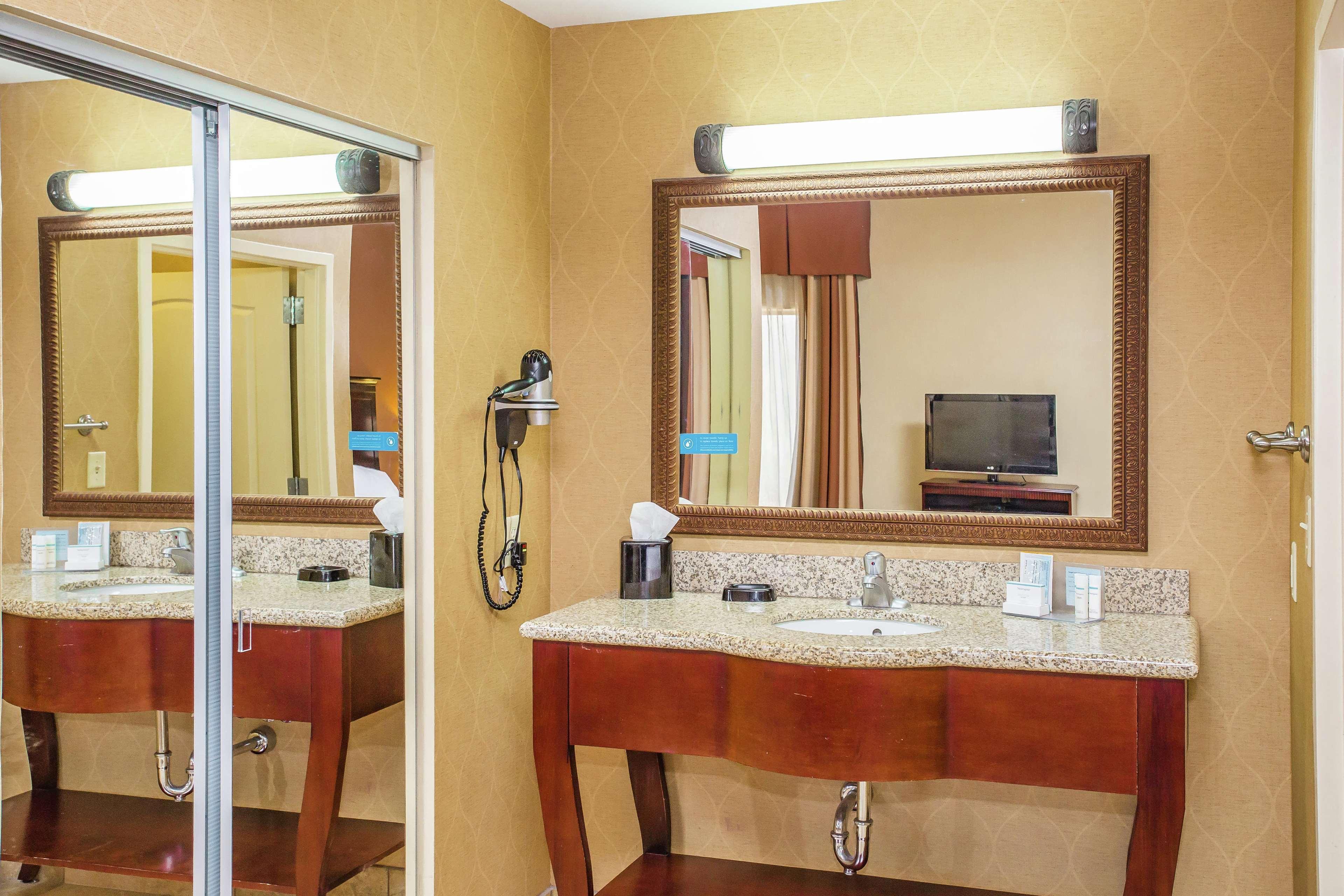 Hampton Inn & Suites Sevierville At Stadium Drive Кодак Екстер'єр фото