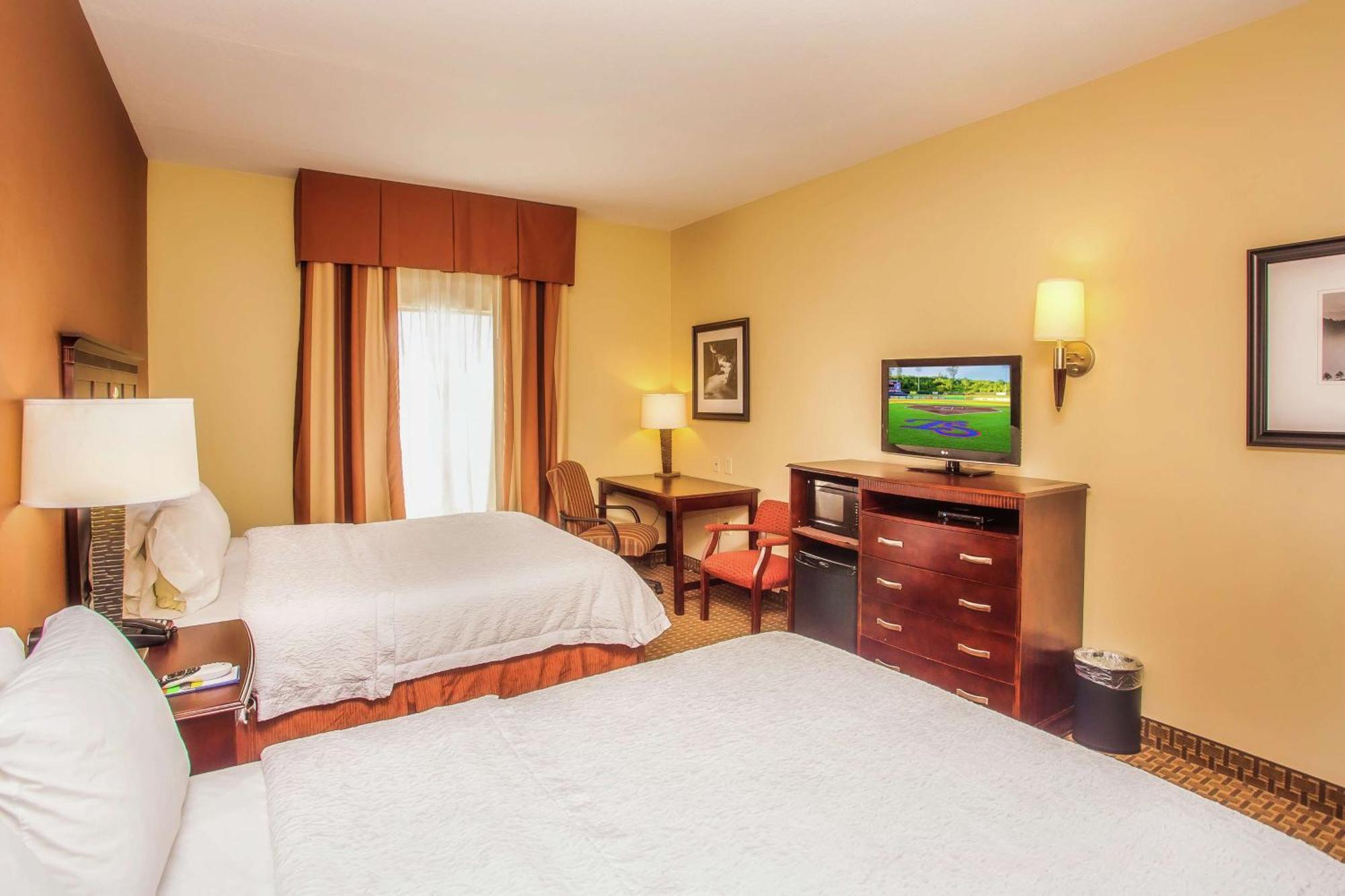Hampton Inn & Suites Sevierville At Stadium Drive Кодак Екстер'єр фото