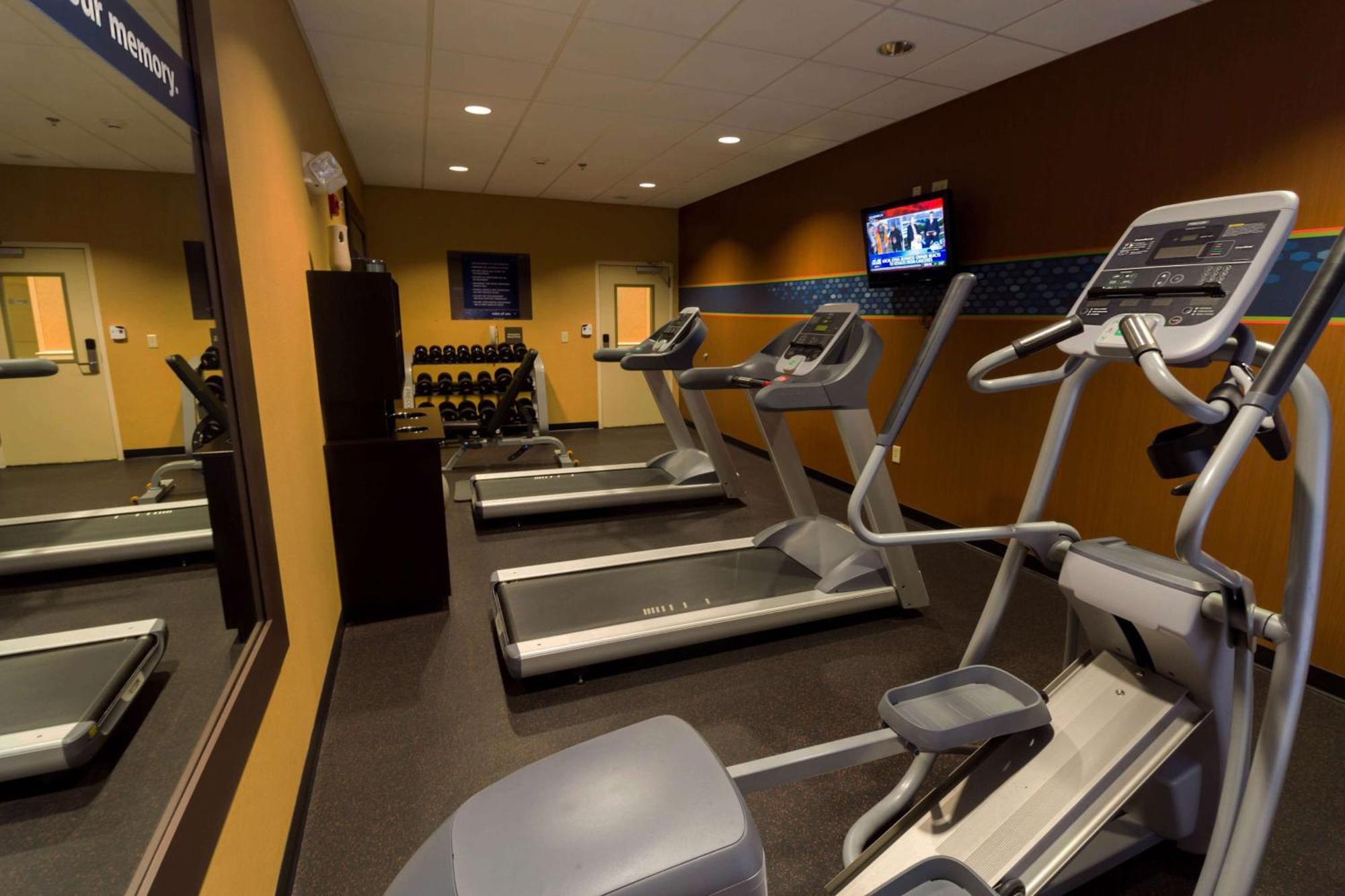 Hampton Inn & Suites Sevierville At Stadium Drive Кодак Екстер'єр фото